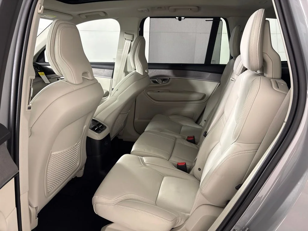 New 2026 Vapour Grey Volvo Ultra image 23