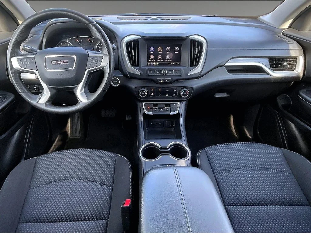 Used 2024 Black GMC SLE image 21