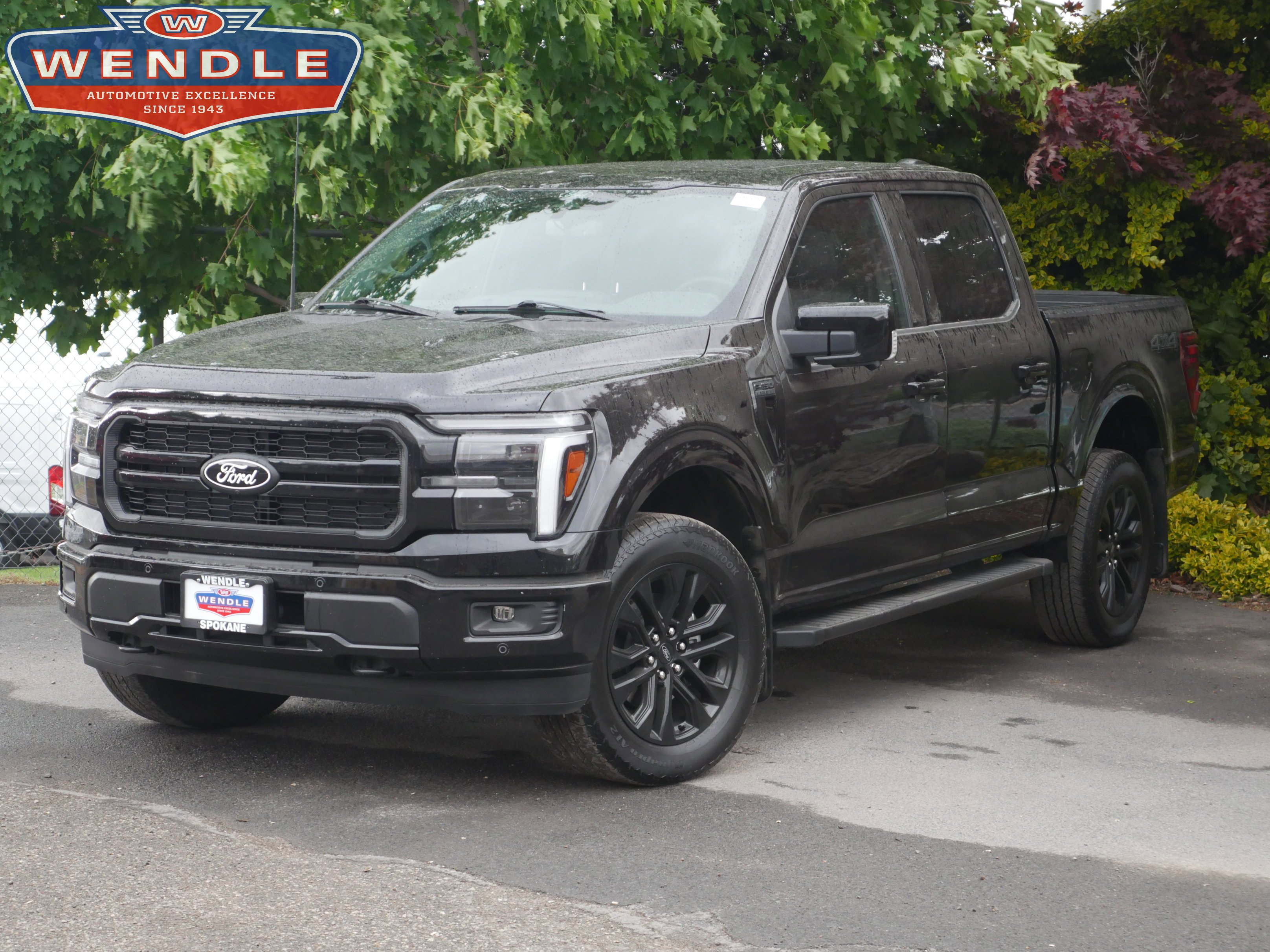 2025 Ford F-150 Lariat 4x4 SuperCrew 145 in's photo