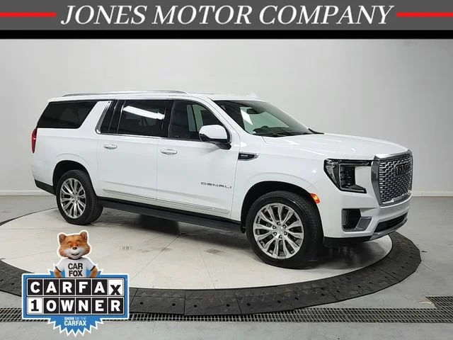 2023 GMC Yukon Denali AWD's photo
