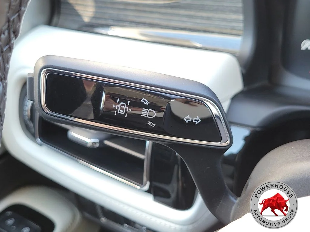 Used 2022 Gray Lincoln Black Label image 33