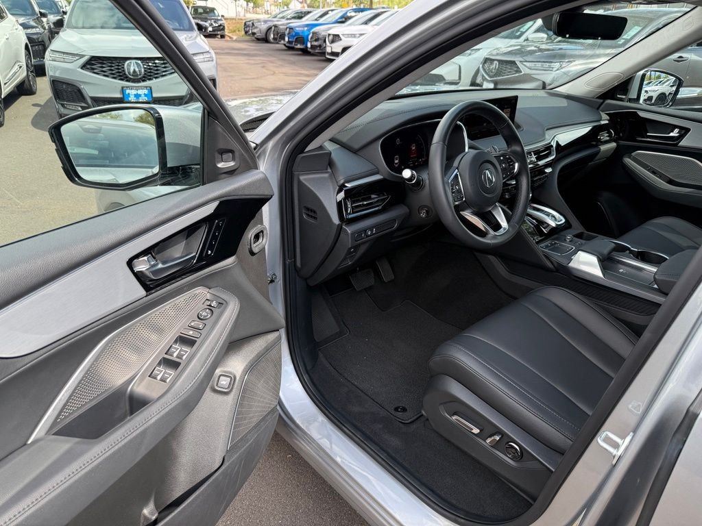 Used 2024 Lunar Silver Metallic Acura 3.5L image 10