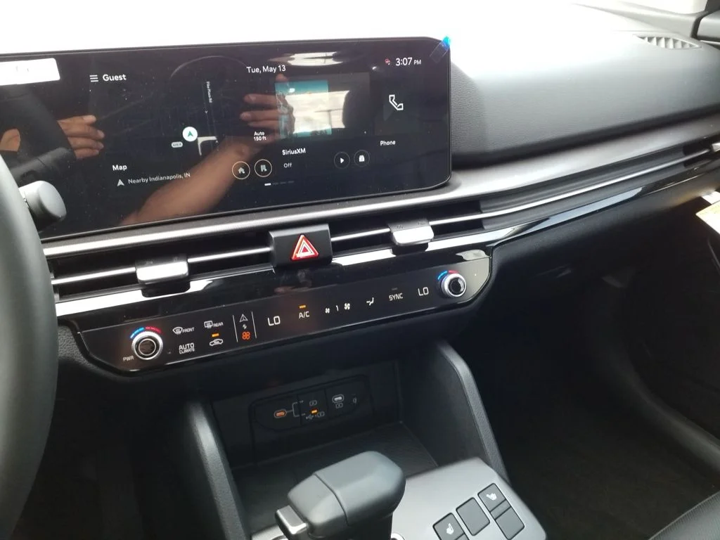 2026 Kia Sportage SX - Photo 17