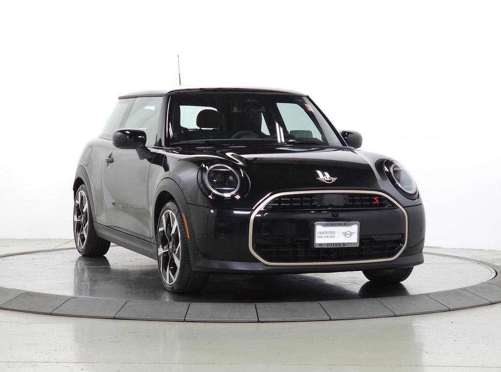 2025 MINI Hardtop Cooper S's photo