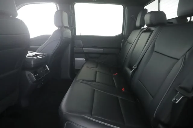 Used 2025 Gray Ford Lariat image 30