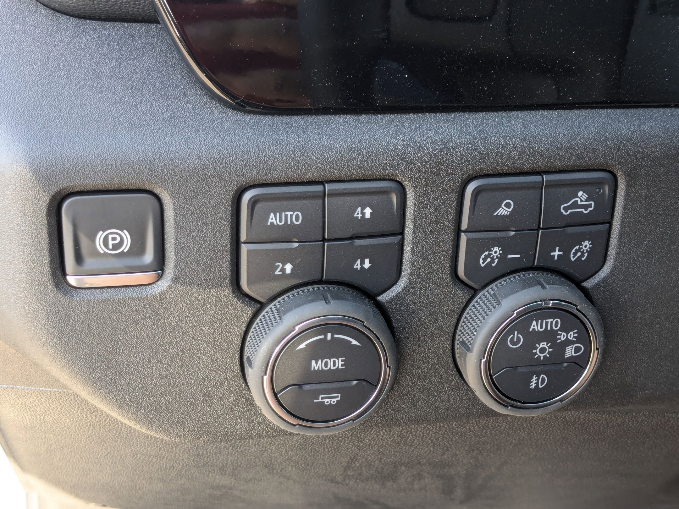 2025 Chevrolet Silverado 2500 HD LTZ - Photo 23