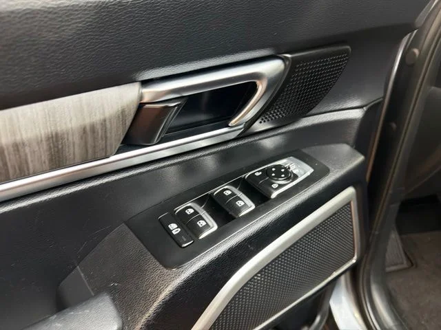 Used 2023 Gravity Gray Kia EX image 24