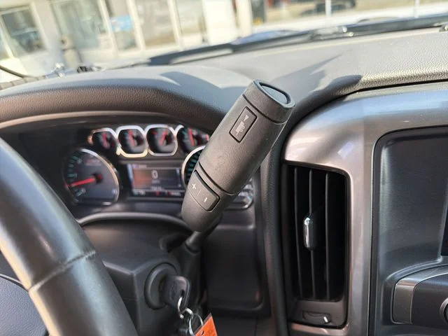 Used 2018 Blue Chevrolet LT image 22
