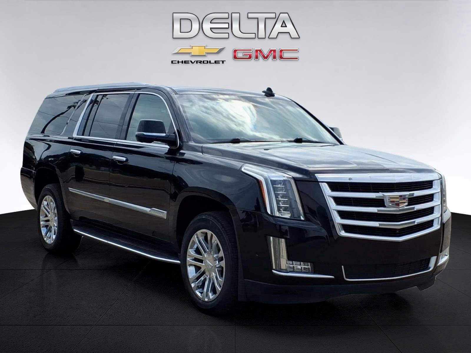 Used 2020 Black Raven Cadillac SUV image 7