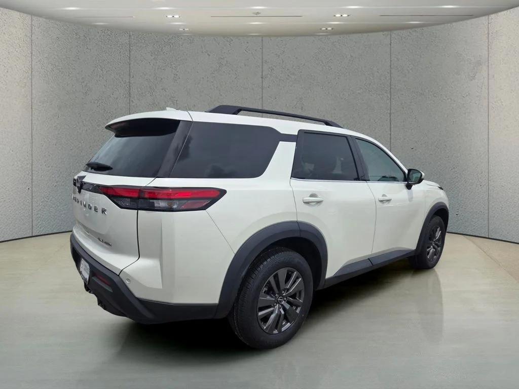 Certified Used 2024 White Nissan SV image 5