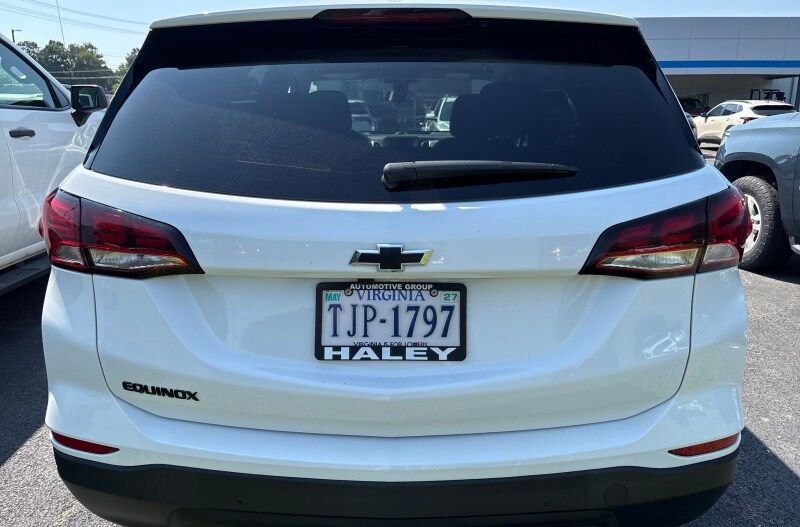 Used 2024 White Chevrolet LS image 5