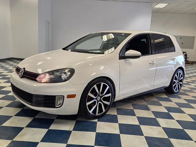 Used 2014 White Volkswagen Wolfsburg Edition image 3