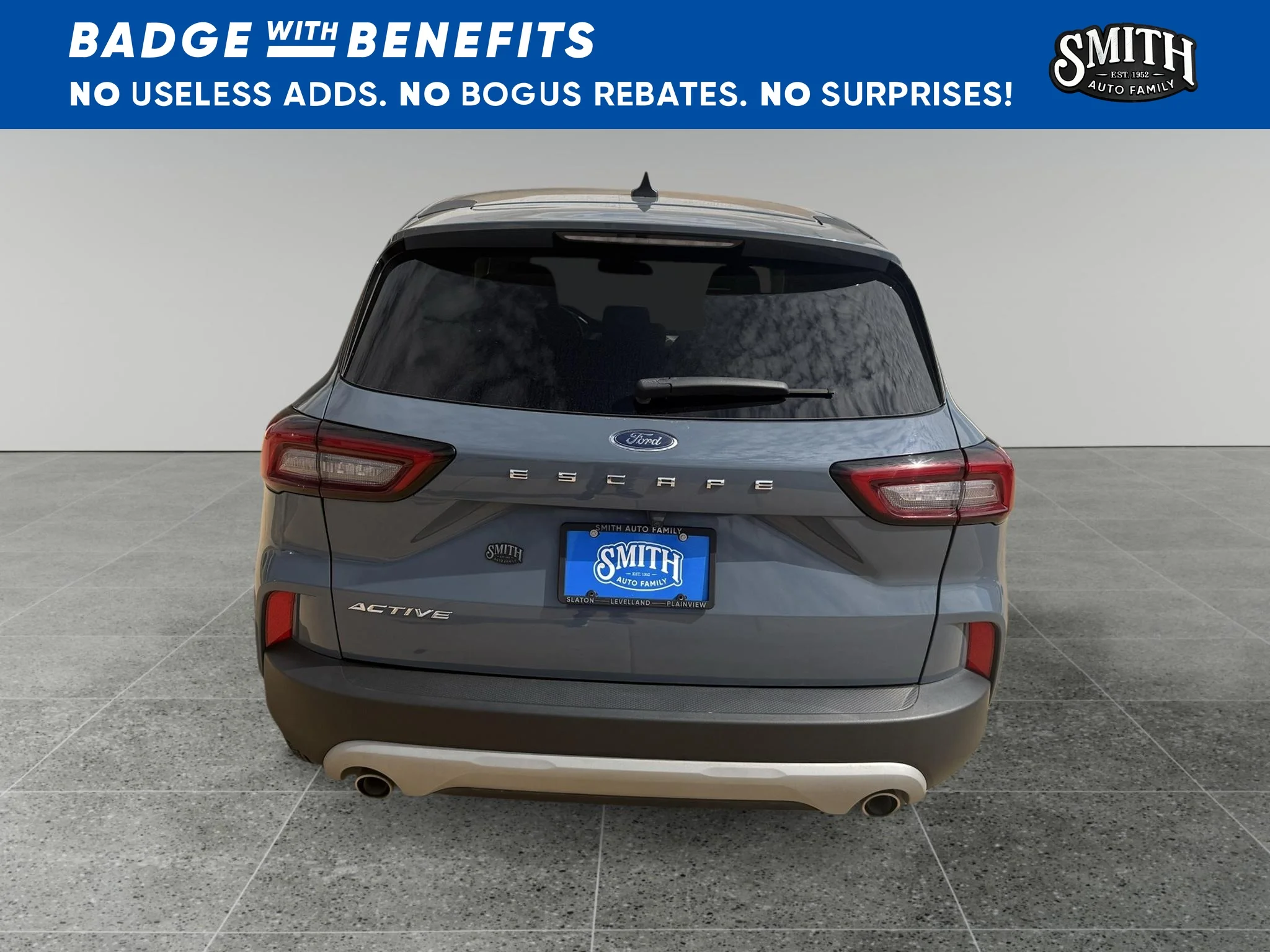 Used 2024 Vapor Blue Metallic Ford Active image 5