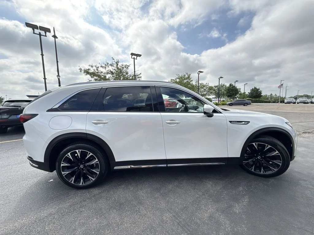 Used 2024 White Mazda Premium Plus image 4