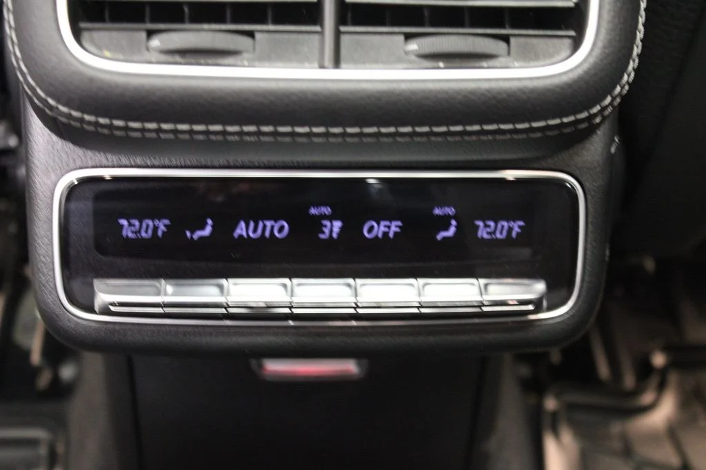 Used 2025 Black Mercedes-Benz GLS 450 image 43