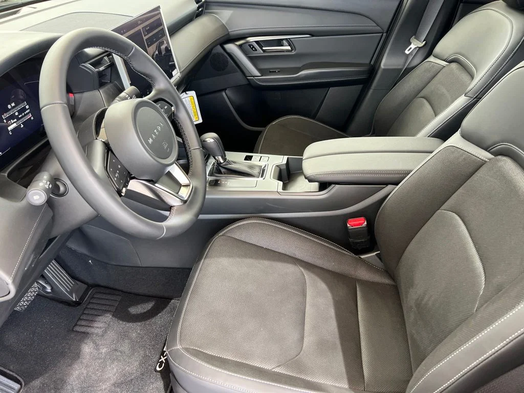 New 2026 Navy Blue Mica Mazda 2.5 S Select AWD image 9