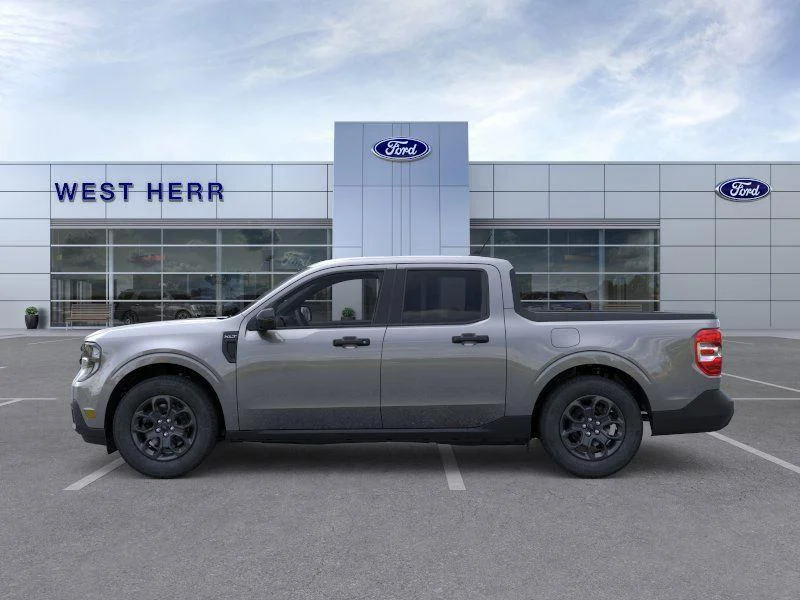 2025 Ford Maverick XLT - Photo 3