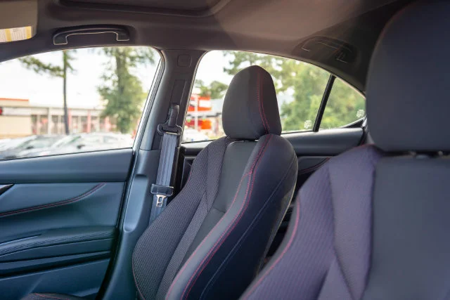 New 2026 Ceramic White Subaru Premium image 32