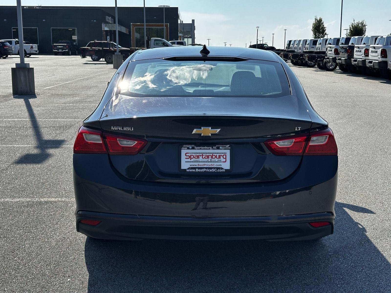 Used 2025 Night Shade Metallic Chevrolet LT image 15