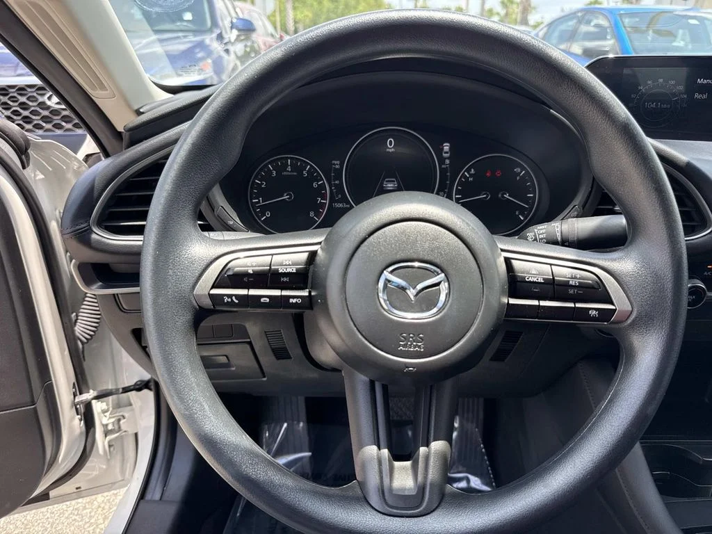 Used 2025 White Mazda 2.5 S image 43