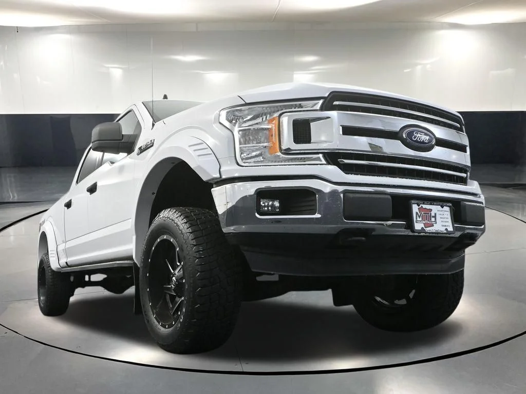 Used 2020 White Ford XLT image 49