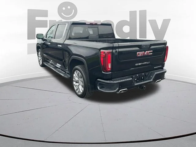 Used 2022 Black GMC Denali image 7
