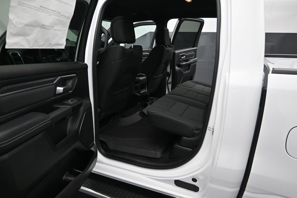 New 2026 Bright White Clear-Coat Exterior Paint RAM Big Horn/Lone Star image 17