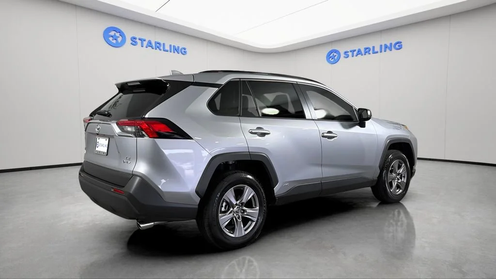 Used 2025 Silver Toyota LE image 9