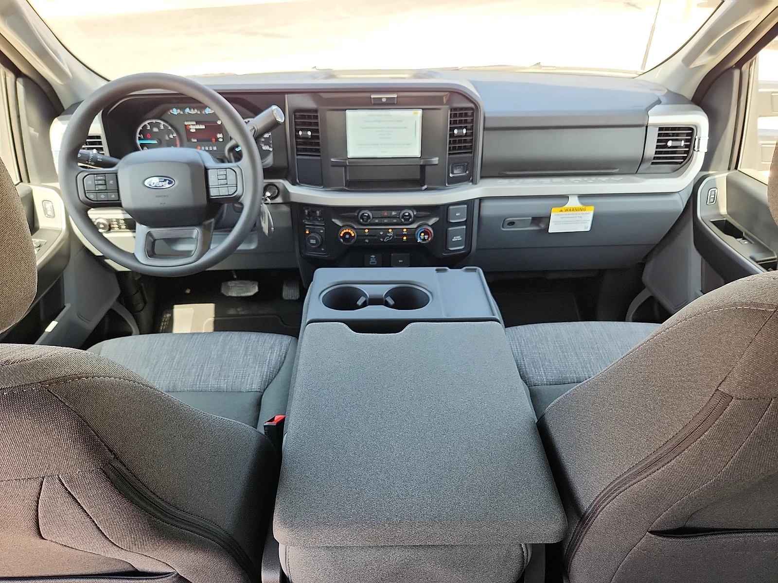 New 2027 Oxford White Ford XLT image 13