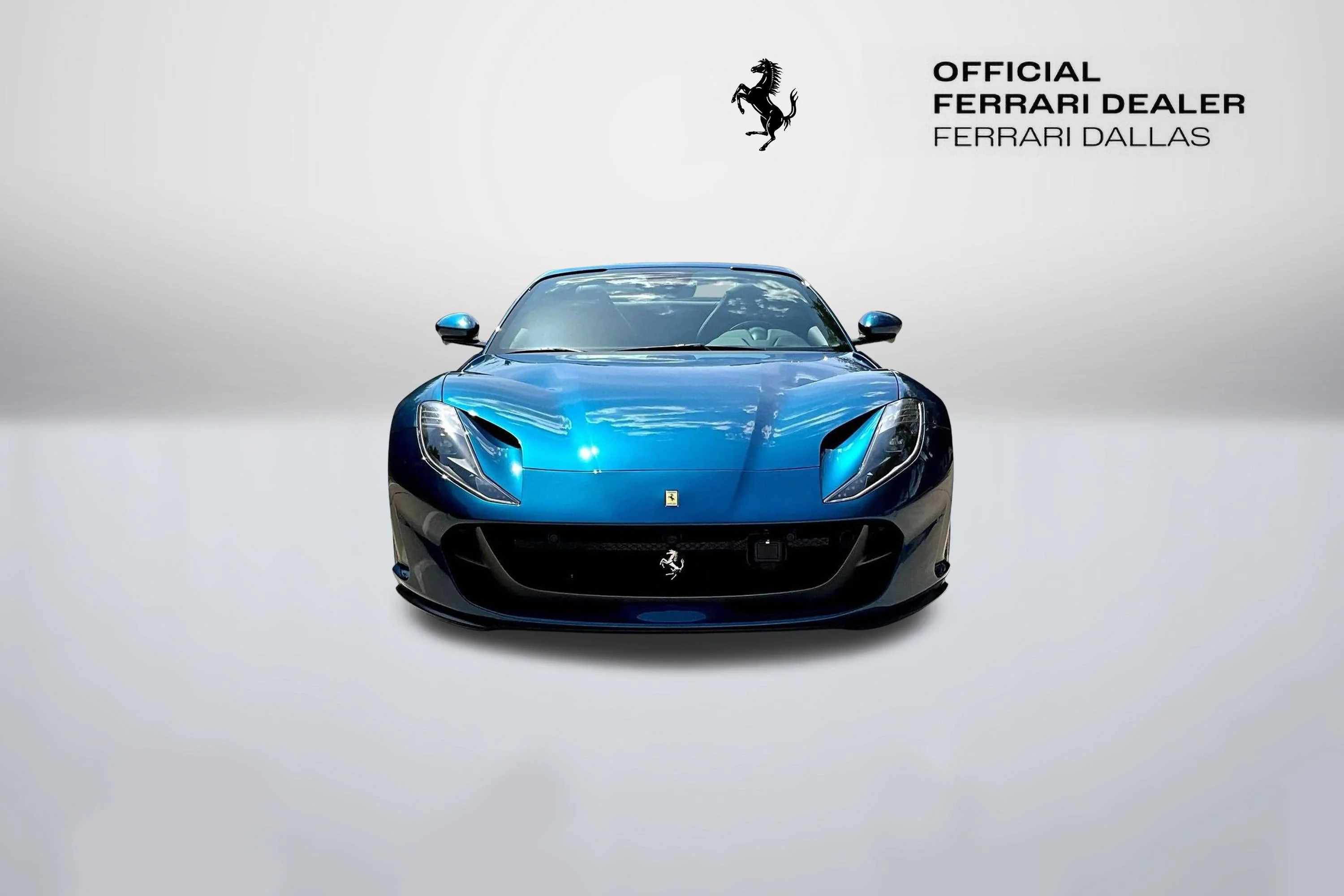Used 2023 Blu Abu Dhabi Ferrari  image 2