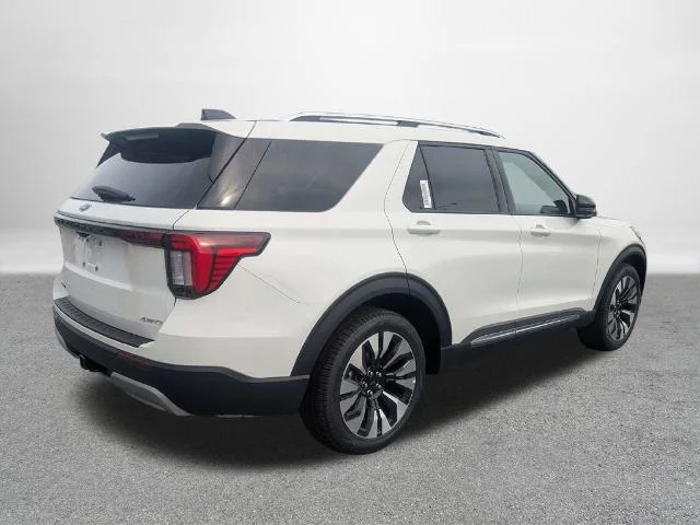 New 2026 Star White Metallic Tri-Coat Ford Platinum™ image 38