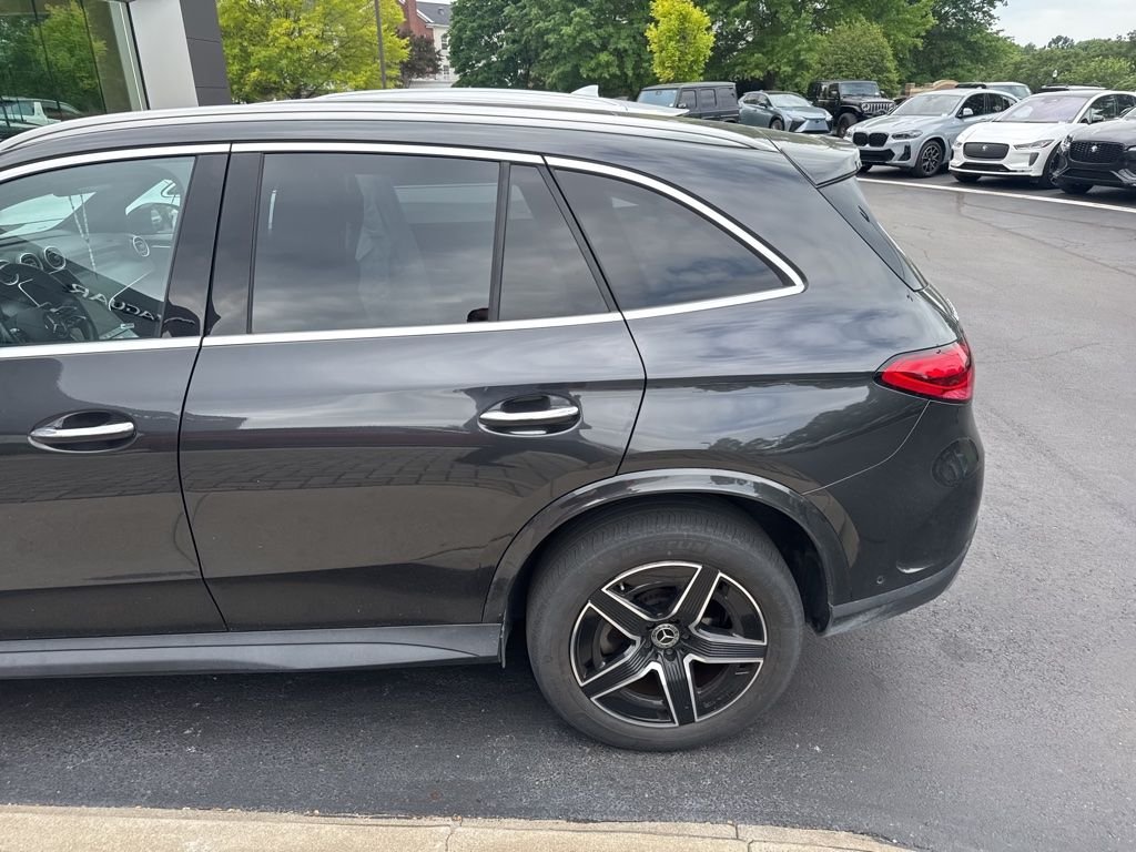 Used 2023 Graphite Gray Metallic Mercedes-Benz GLC 300 image 14