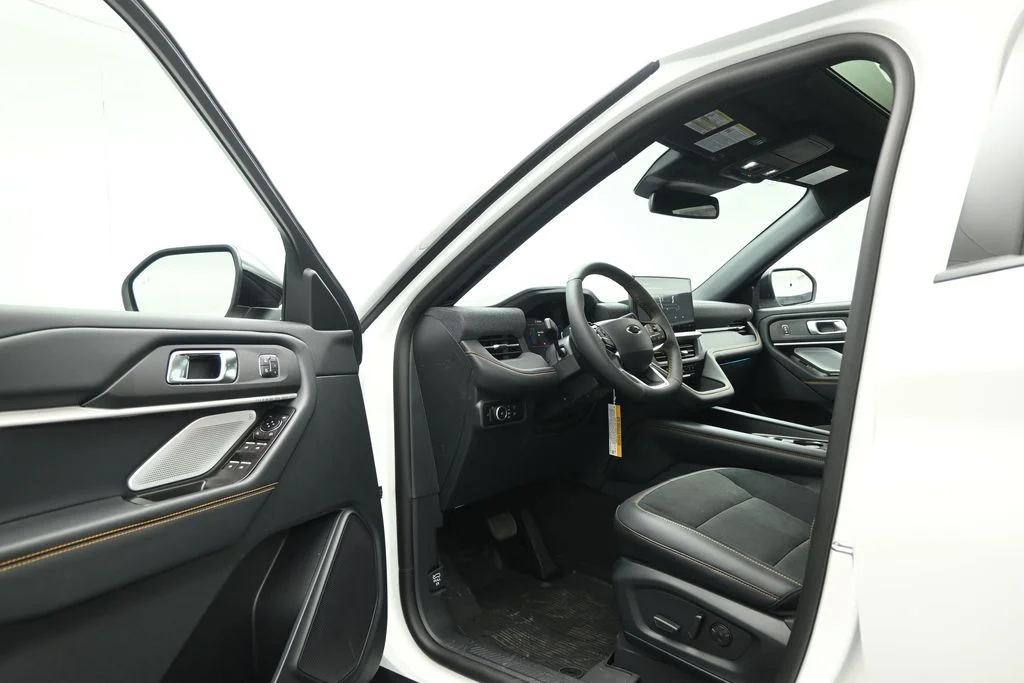 2026 Ford Explorer Tremor - Photo 6