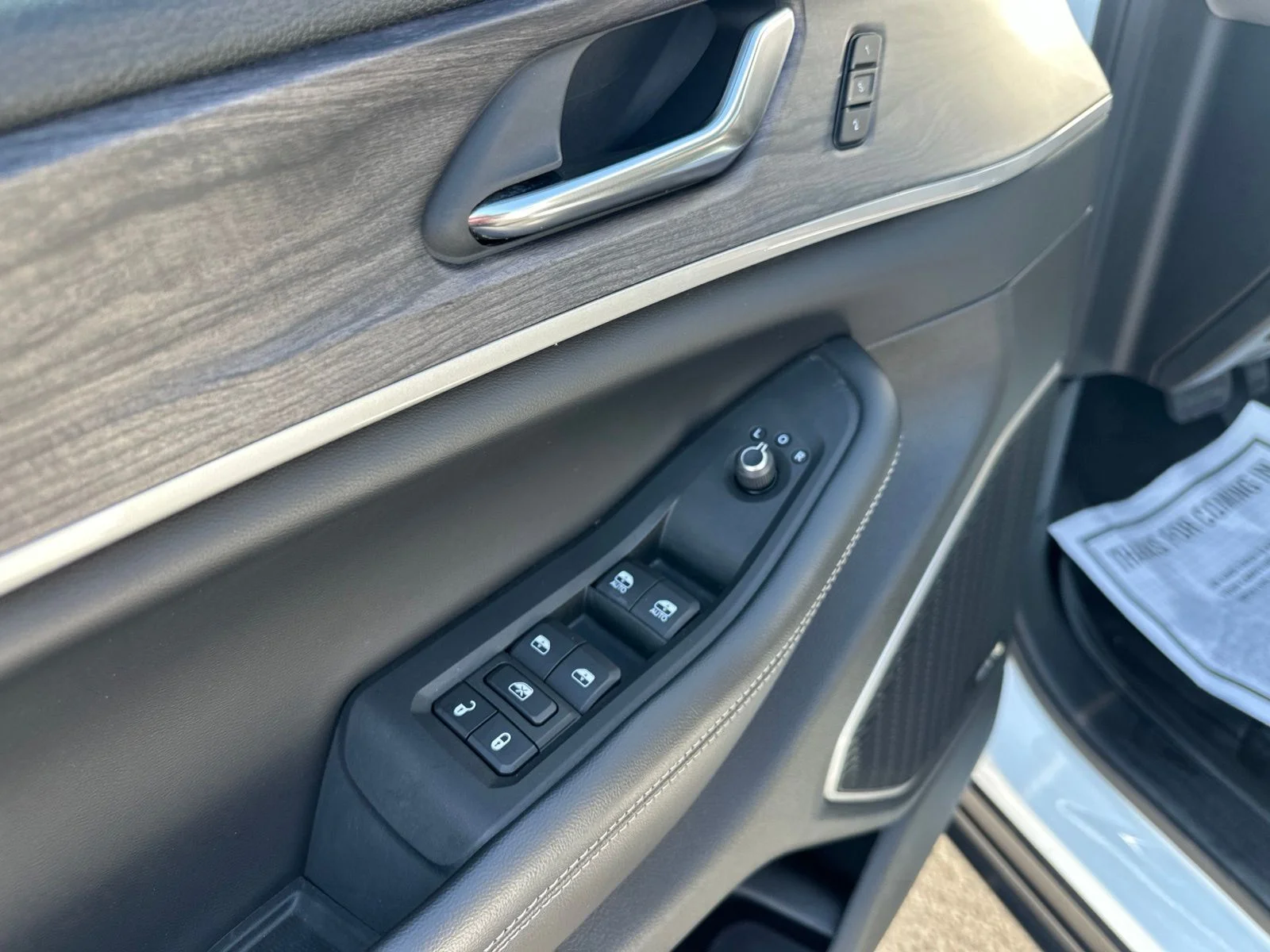 Used 2022 White Jeep 4xe image 20