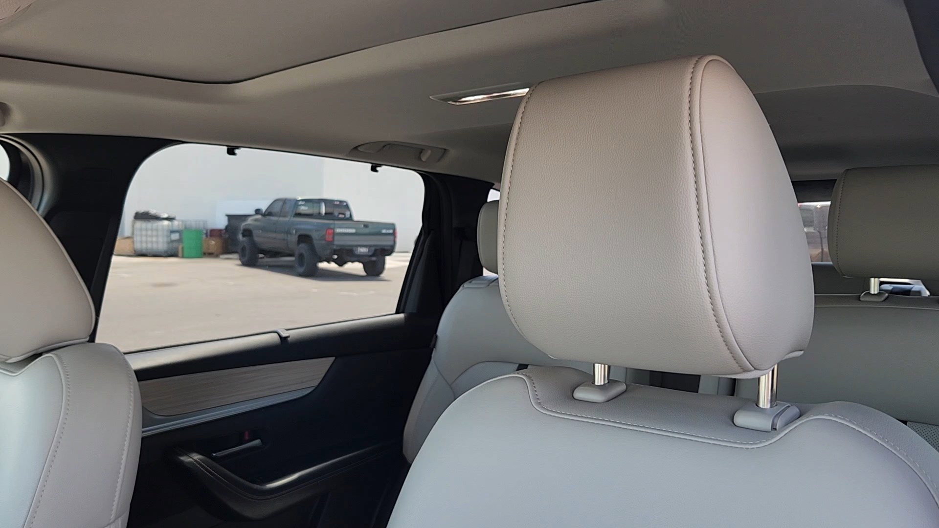 Used 2025 Jet Black Mica Mazda Preferred Package image 10