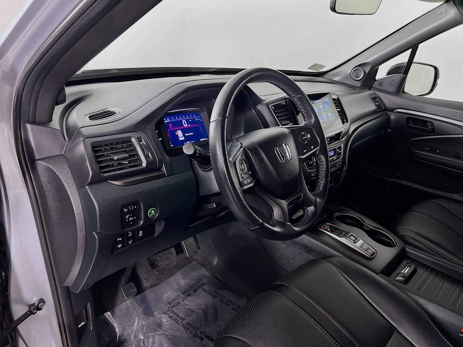 Used 2023 Lunar Silver Metallic Honda TrailSport image 5