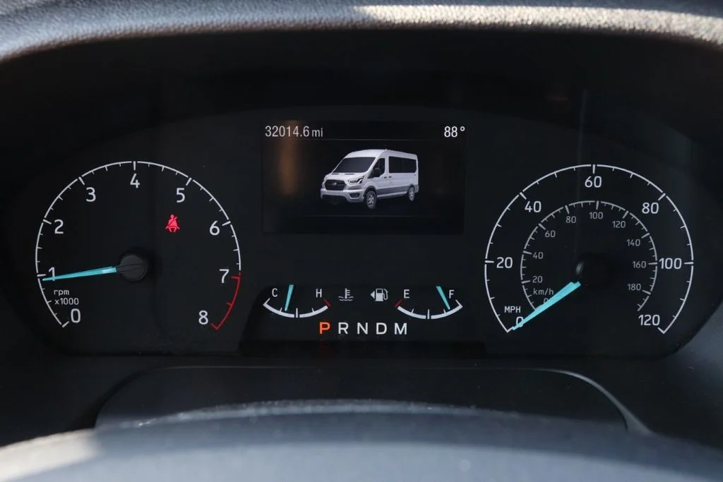 Used 2023 Oxford White Ford XLT image 28