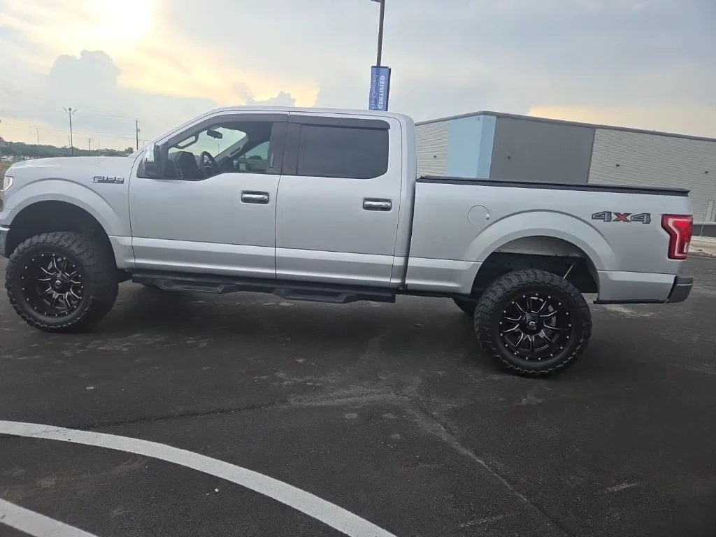 Certified Used 2017  Ford XLT image 8