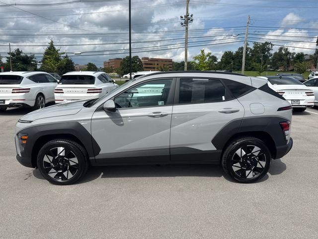 Used 2024 Gray Hyundai SEL image 2