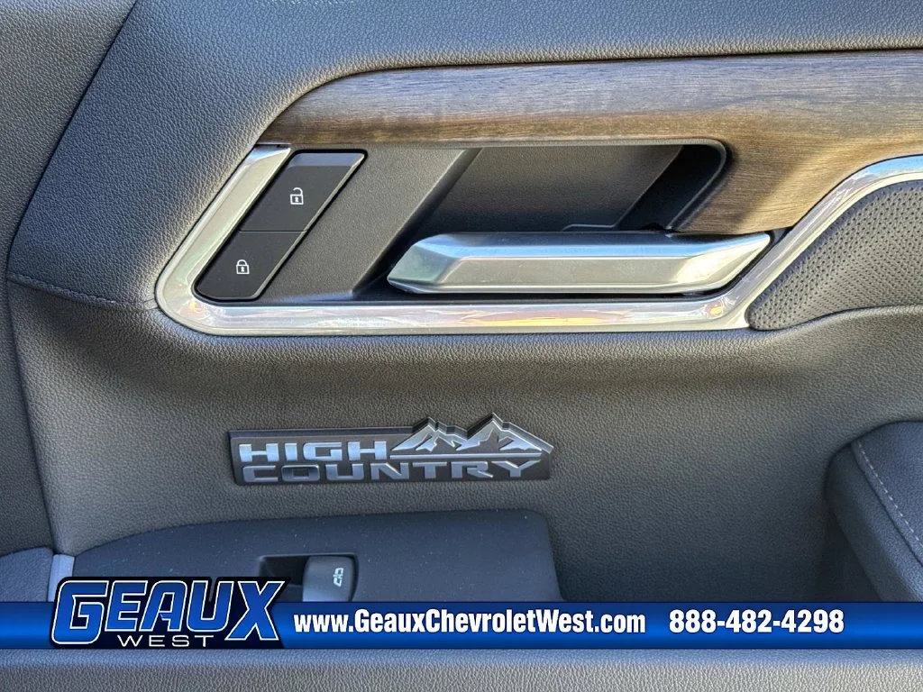 Used 2025 Black Chevrolet High Country image 24