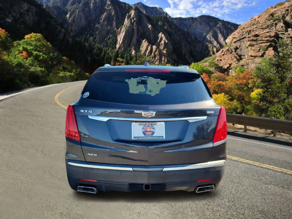 Used 2018 Gray Cadillac Luxury image 4