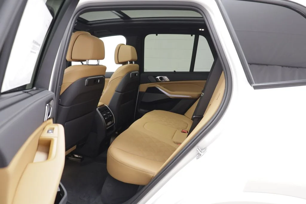 New 2026 White BMW xDrive50e image 15