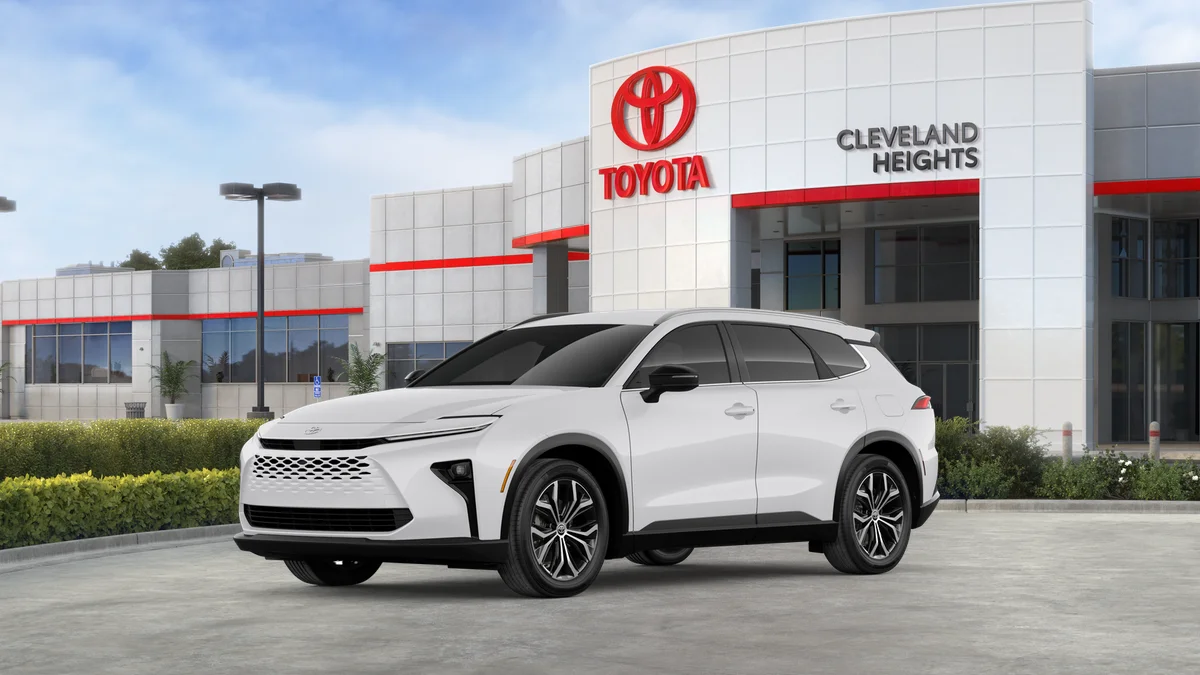 New 2026 Oxygen White Toyota XLE image 2