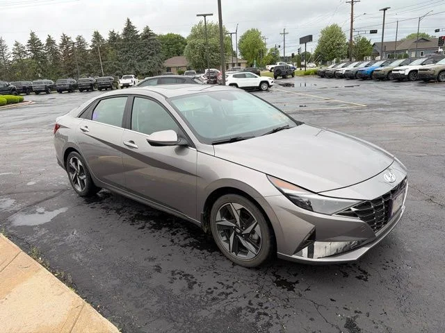 2023 Hyundai Elantra 1.6 HEV Limited DCT's photo