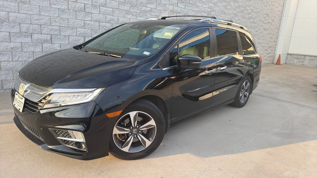 2019 Honda Odyssey Touring's photo