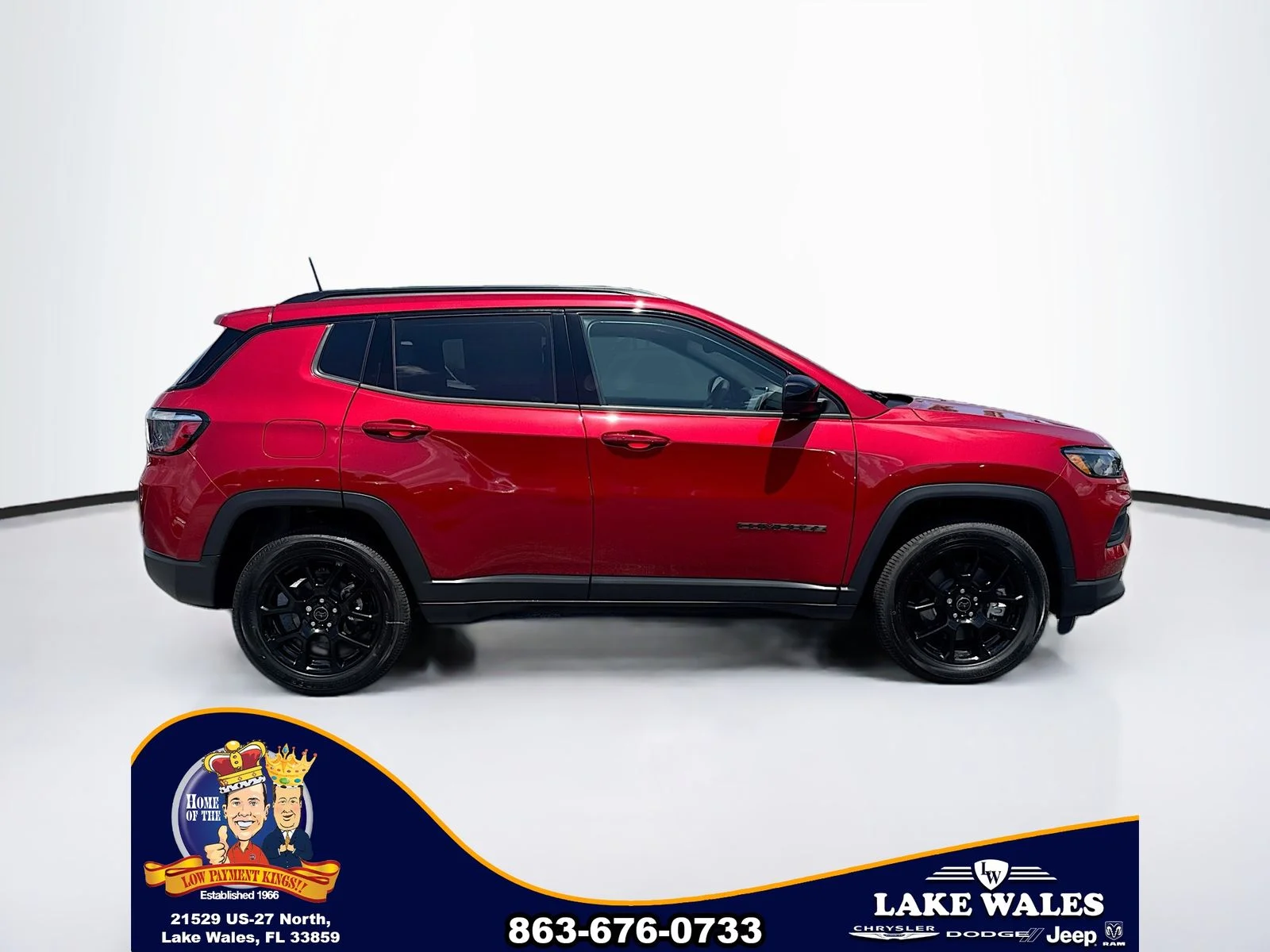 New 2026 Red Hot Pearl-Coat Exterior Paint Jeep Latitude image 7