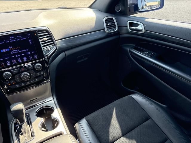 Certified Used 2019 Gray Jeep Altitude image 14