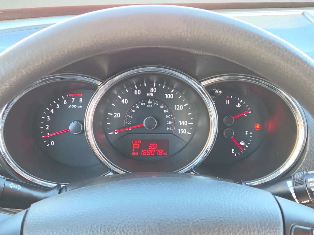 Used 2012 Gray Kia LX image 19