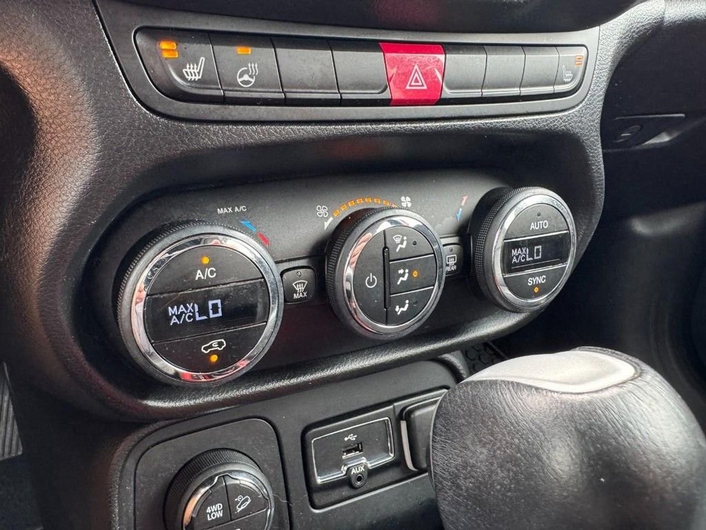 Used 2016 Orange Jeep Trailhawk image 18