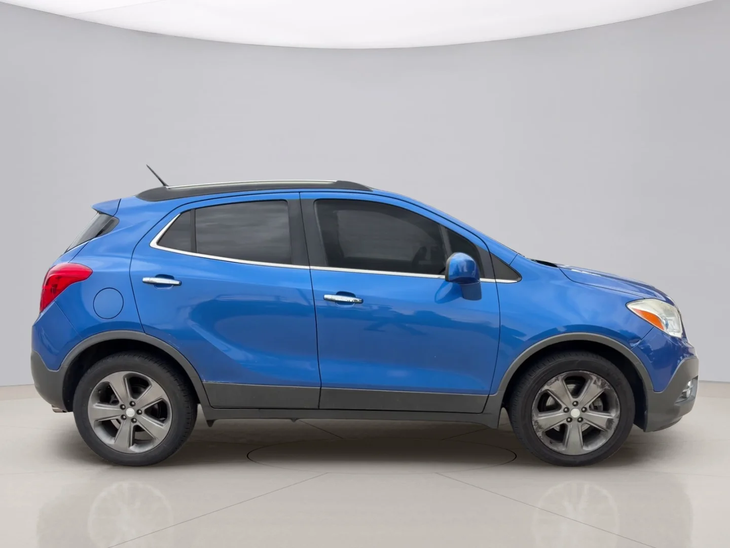 Used 2013 Blue Buick CONVENIENC image 6